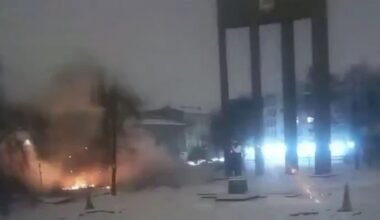 VIDEO | Ukrainas tõusis kangelaseks kojanaine, kes jätkas pärast drooniplahvatust häirimatult lumerookimist