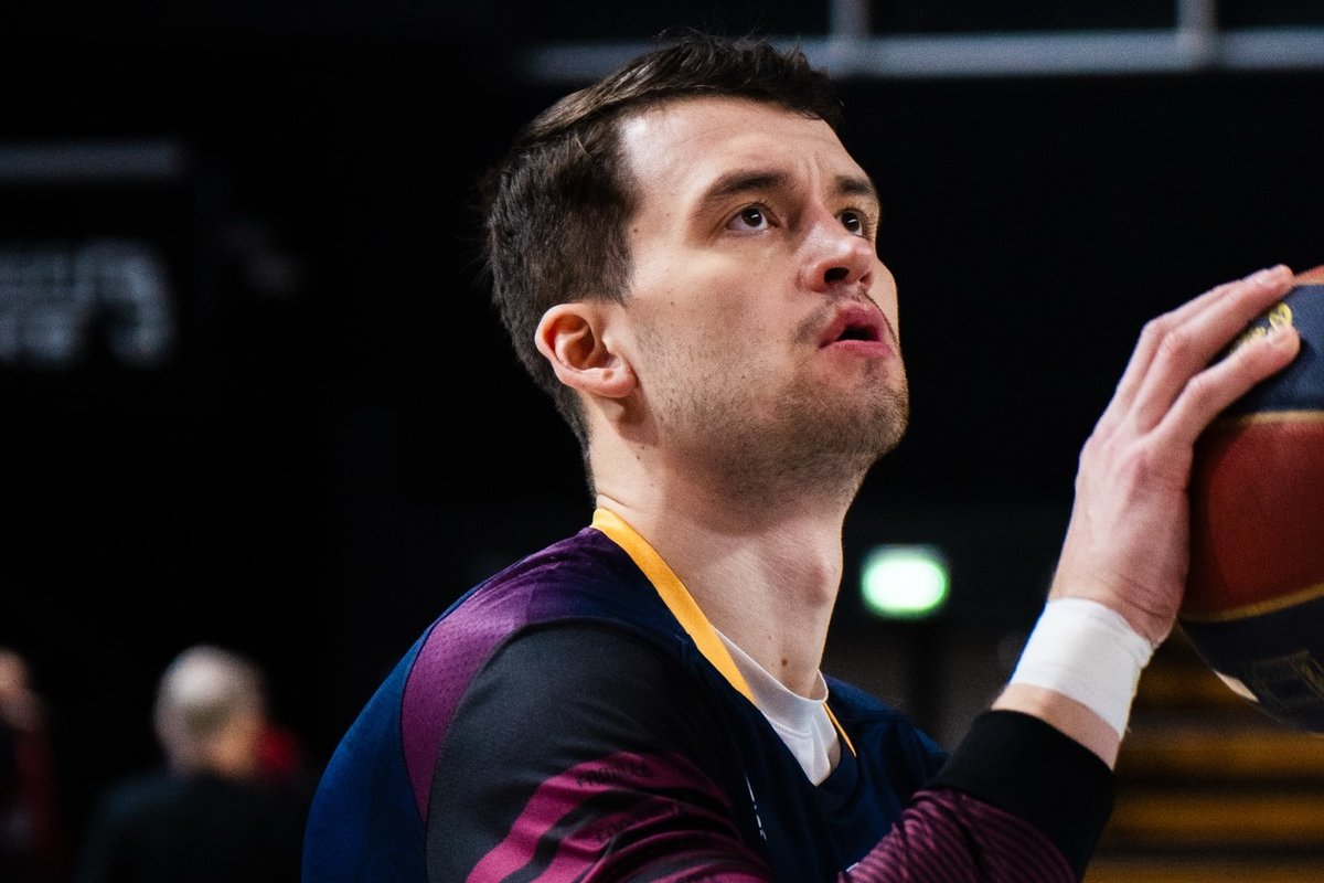 Üle poole tunni mänguaega teeninud Hermet oli üks Dijoni parimatest