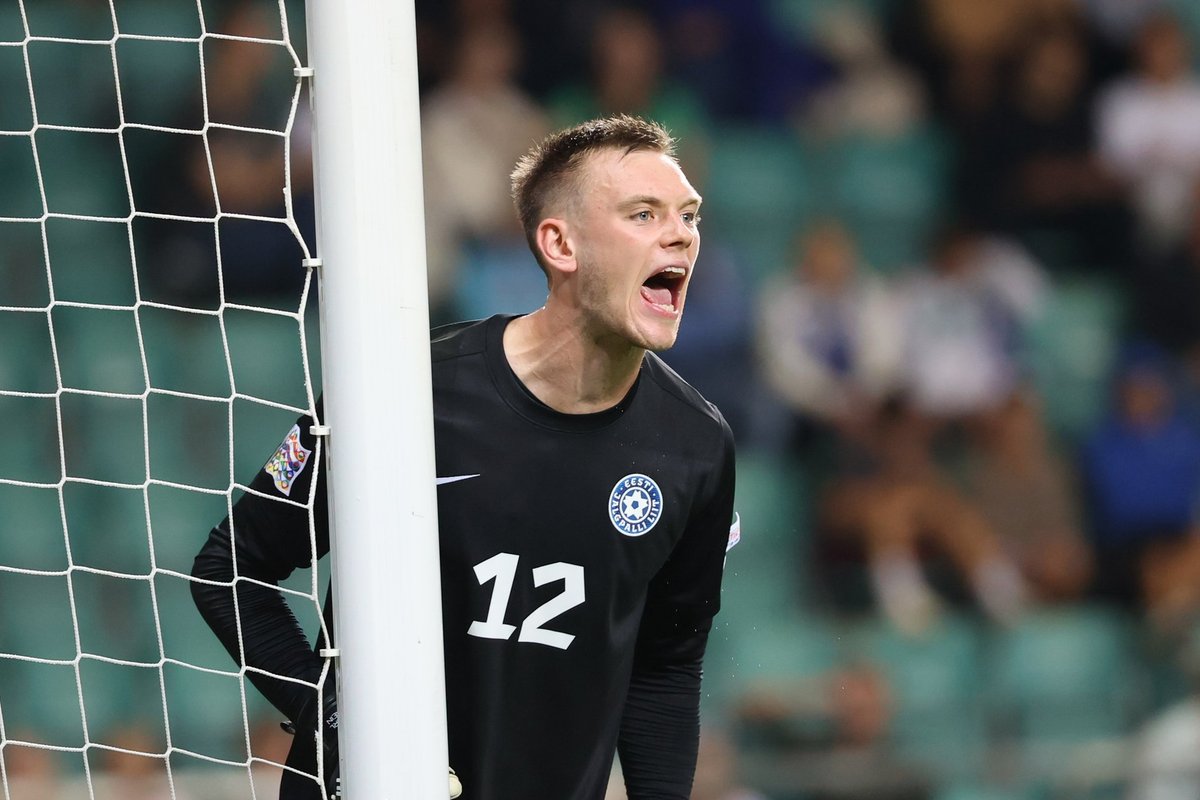 Hein vaatas Werderi suureskoorilist viigimängu pingilt