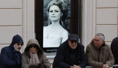 VIDEO ja FOTOD | Adieu, Brigitte! Filmistaar saadeti Saint-Tropez’s viimsele teekonnale. Näitleja suri vähki