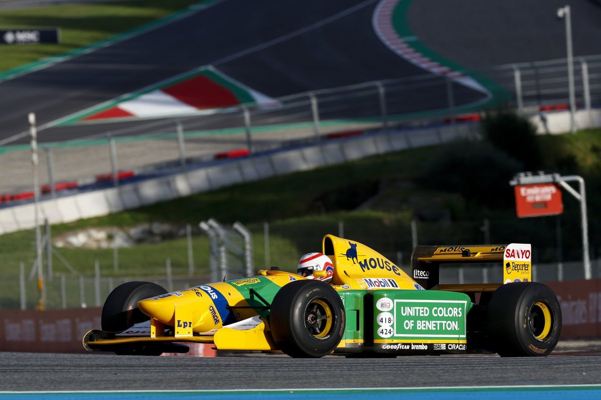 Michael Schumacherile karjääri esimese vormel 1 etapivõidu toonud auto läheb oksjonile