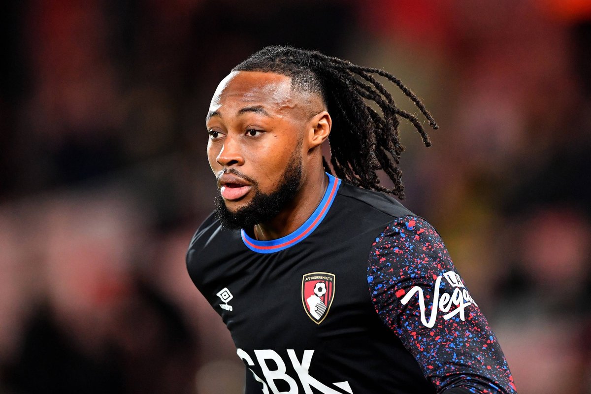 Manchester City napsas teiste tippklubide eest Ghana vutitähe Semenyo