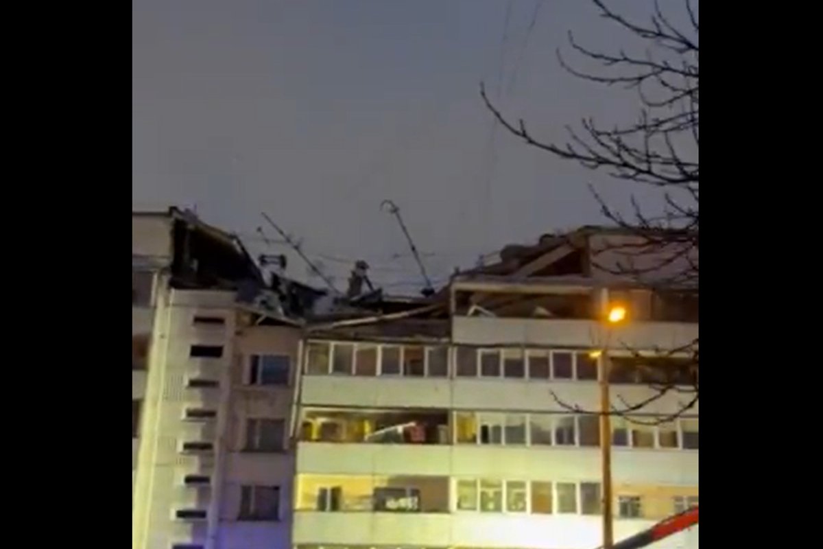 Riia kortermajas plahvatas gaasitoru, hukkus üks inimene