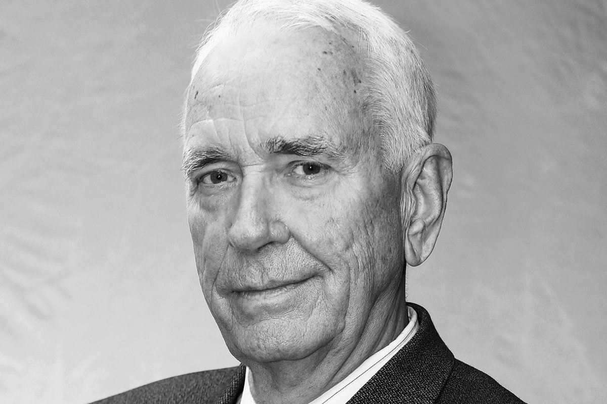 Suri teenekas arst ja akadeemik Ain-Elmar Kaasik