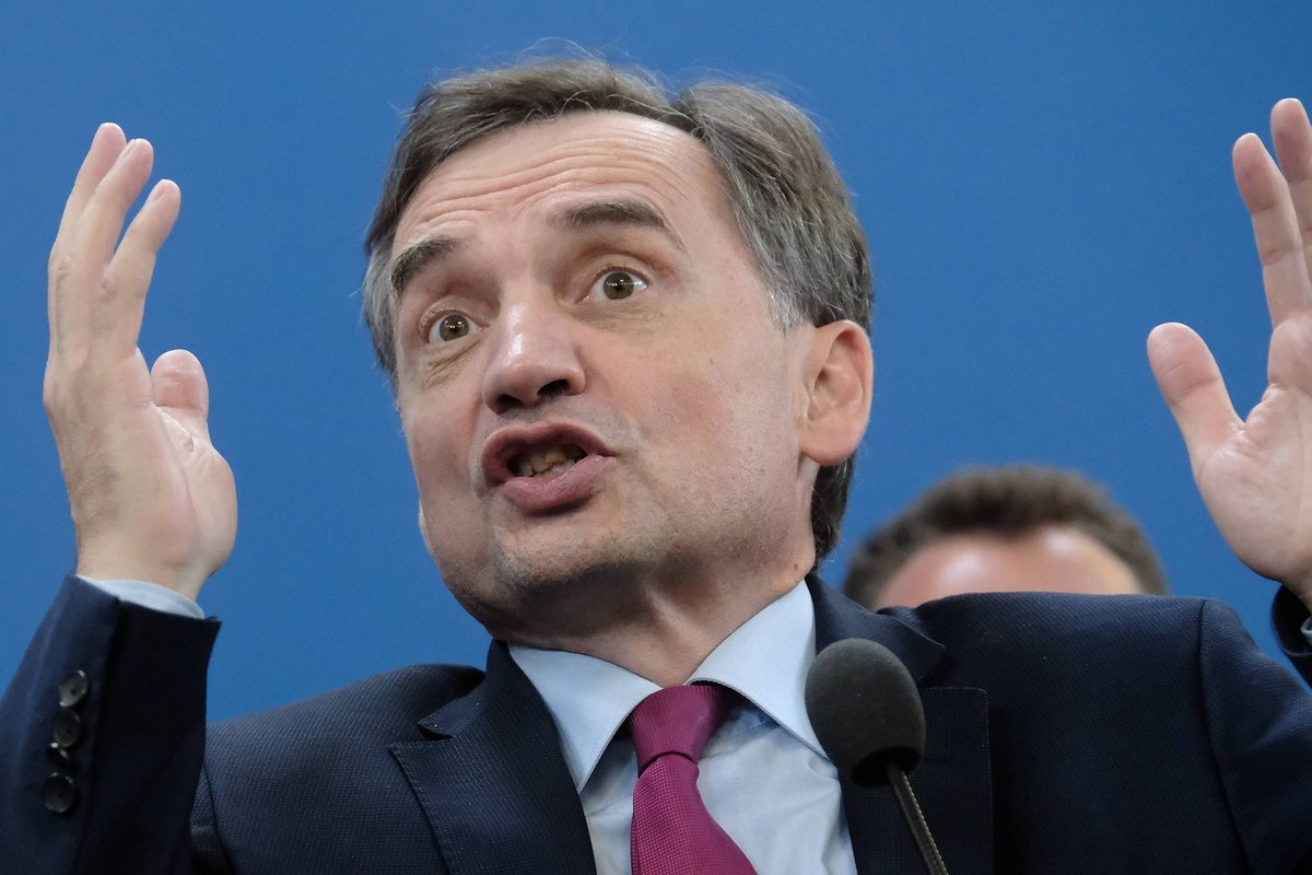 Ungari andis varjupaiga Poola tagakiusamist kurtvale endisele justiitsministrile