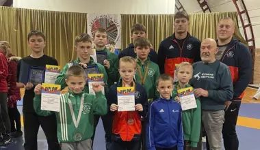 Hammerlocki maadlejad võistlesid Martnas - Raplamaa Sõnumid