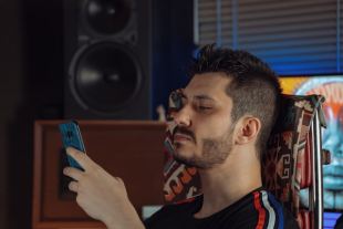 Kuidas lugeda mängu dünaamikat live panustamisel reaalajas?