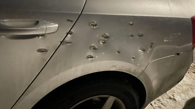 Valgas tulistati vallaettevõtte juhi auto sõelapõhjaks