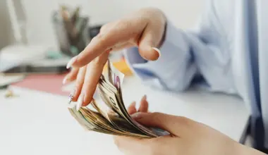 Raplamaa vallavanemate palgatõus: kui palju ja miks?