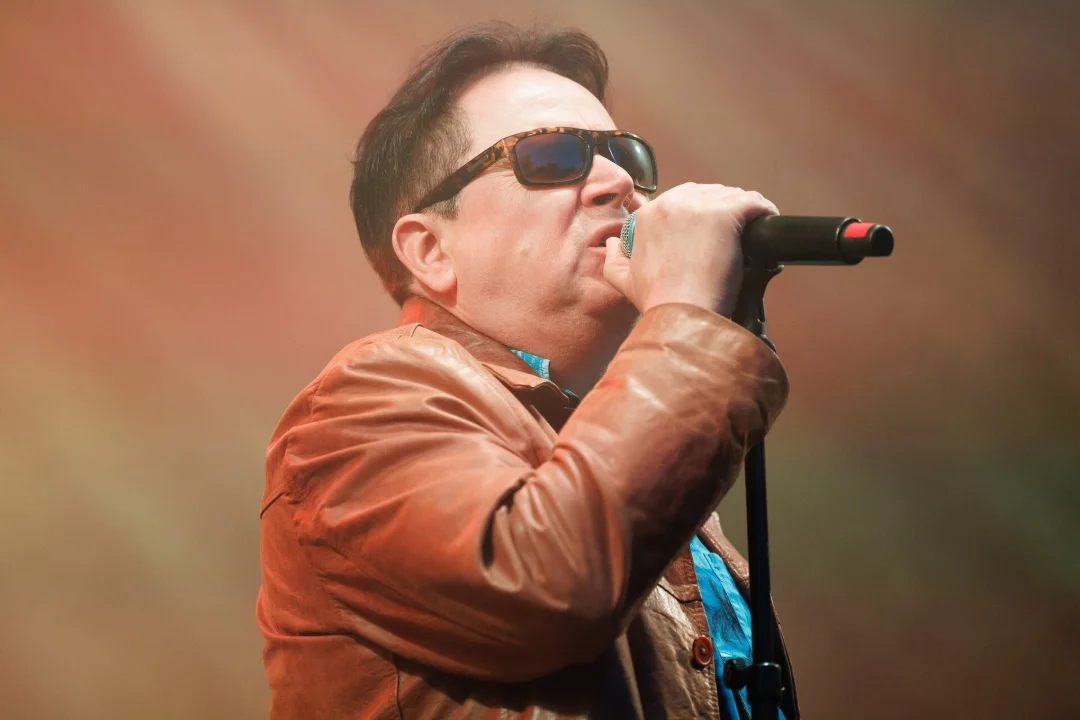 oleksin võinud osta kuus maja, aga ostsin nahktagi