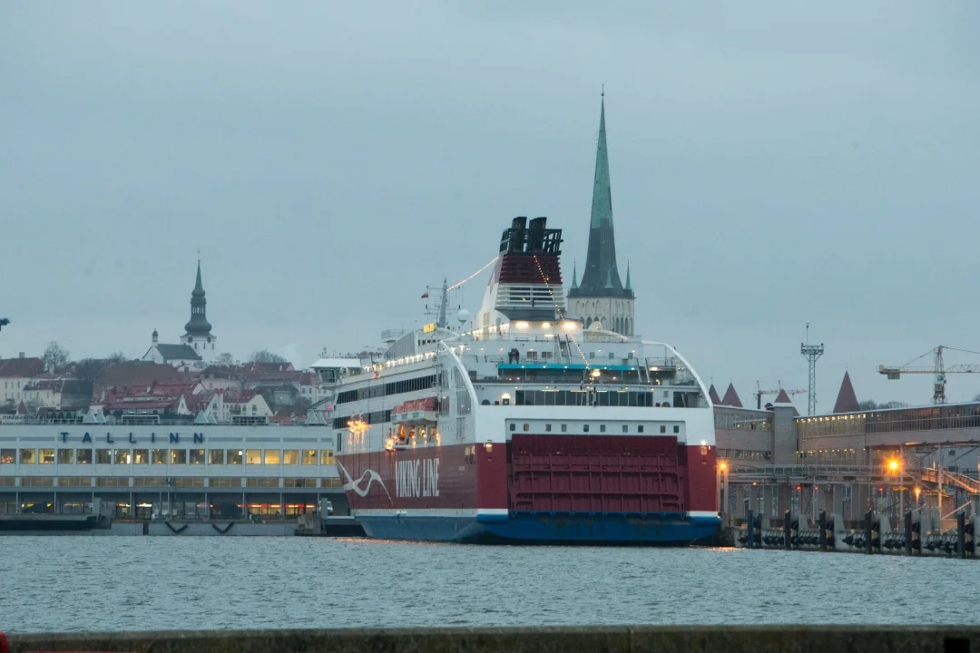 Viking Xprs laeval juhtus õnnetus, üks inimene sai viga