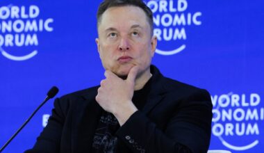 Musk valib ajaloo suurimale IPOle tegijat