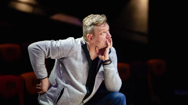 korraga ei saa kaht jumalat teenida