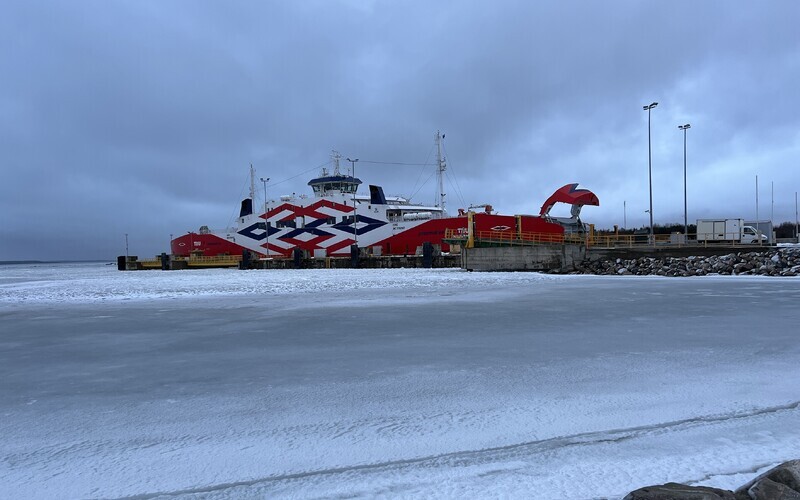 Guldar Kivro ja Hannes Vaidla: praamiliiklus on raskendatud, aga jääteed pole otstarbekad | Vikerhommik. Kirke Ert ja Taavi Libe | Vikerraadio