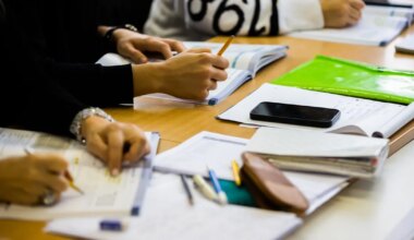 Peagi algab põhikoolilõpetajate avalduste esitamine õppimiseks gümnaasiumides ja kutseõppeasutustes