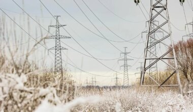 VÄIKE LEEVENDUS ⟩ Elektri börsihind langeb kolmapäeval poole võrra