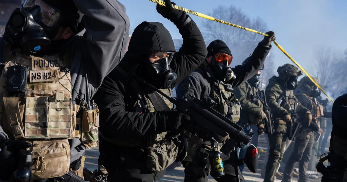 AK ⟩ ICE on saanud Trumpi administratsiooni löögirusikaks - Maailm - Postimees.ee