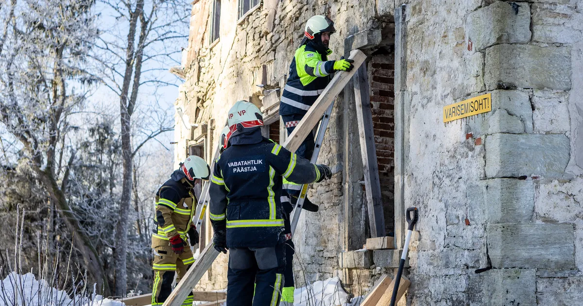 GALERII JA VIDEO ⟩ Pihtla mõisas vähendati varinguohtu