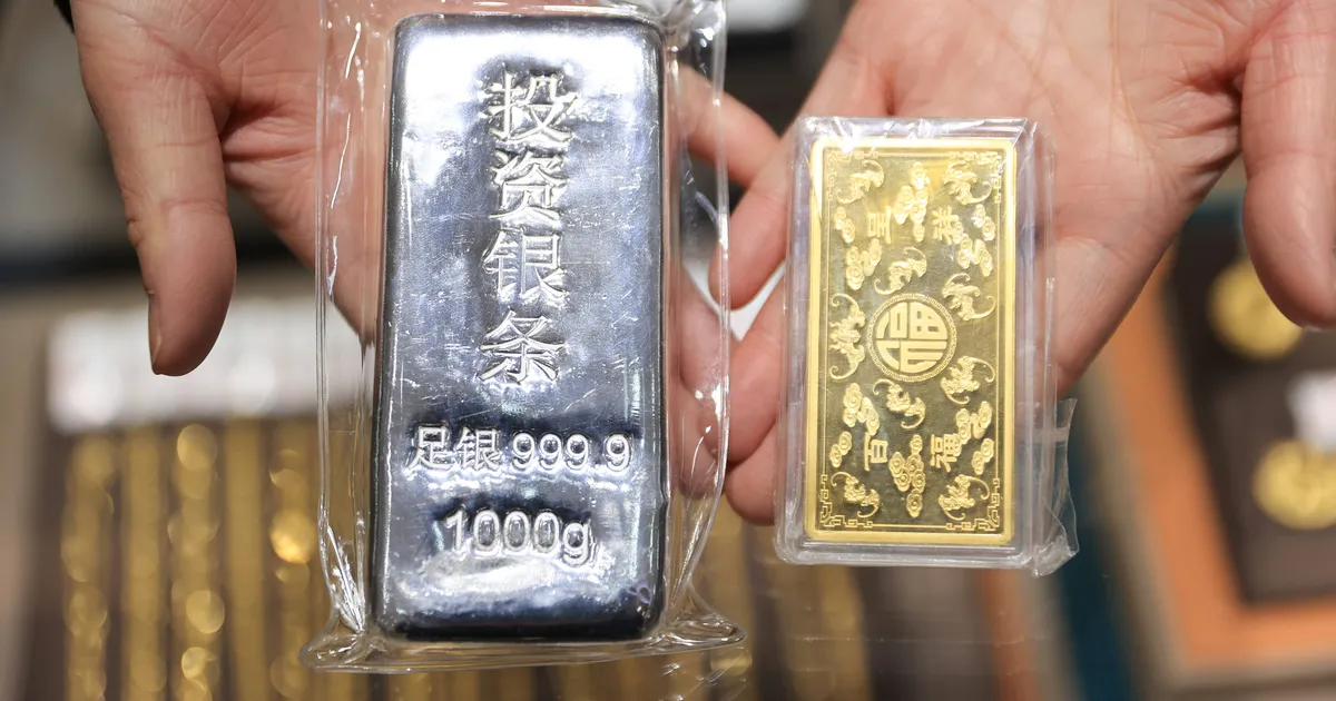 Nafta, väärimetallid ja aktsiad odavnevad - Majandus