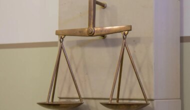 Jalakäija surnuks sõitnud nooruk allutati käitumiskontrollile