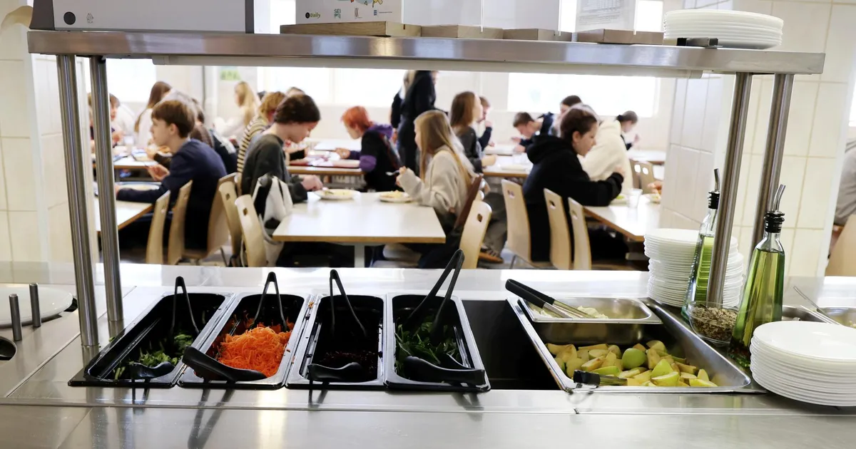 Õpilased tõid Tamme kooli päevakavaga seotud mured terviseametisse