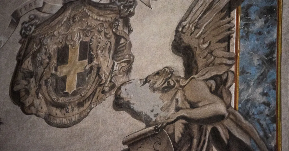 SKANDAAL ROOMAS ⟩ Itaalia peaministrit meenutanud ingel nühiti kiriku seinalt maha