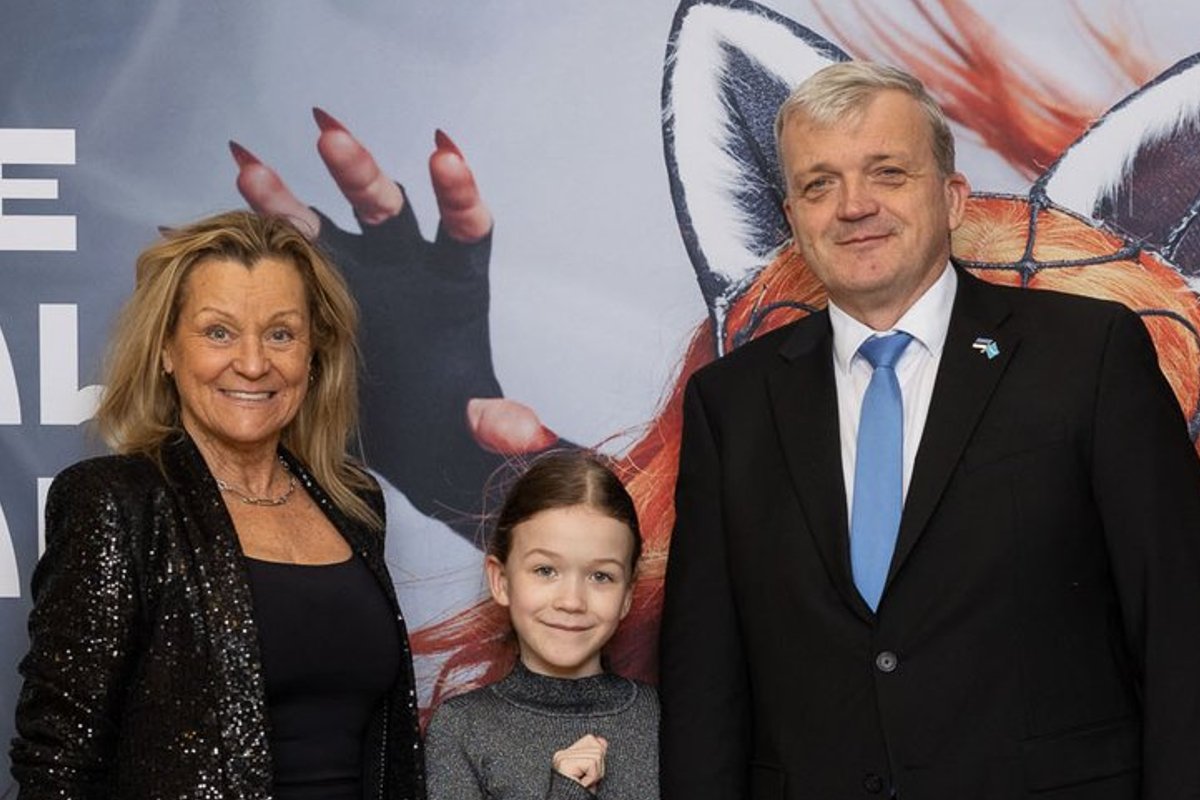 FOTO | Ootamatu kooslus! Peeter Raudsepp ja Anne Veesaar tekitasid esietendusel elevust