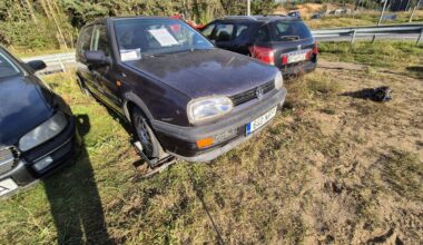 Osta ära! Kaheksa Koidula piiripunkti parklasse unustatud autot läks oksjonile