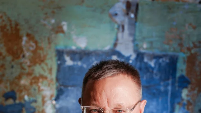 osta alustuseks kindlasti mõni rikkaks saamise õpik