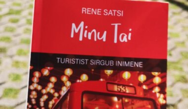AASTA PARIM REISIRAAMAT | Humoorikas ja kompleksivaba: Rene Satsi kirjeldab Taid nii, et fantaasia tantsib