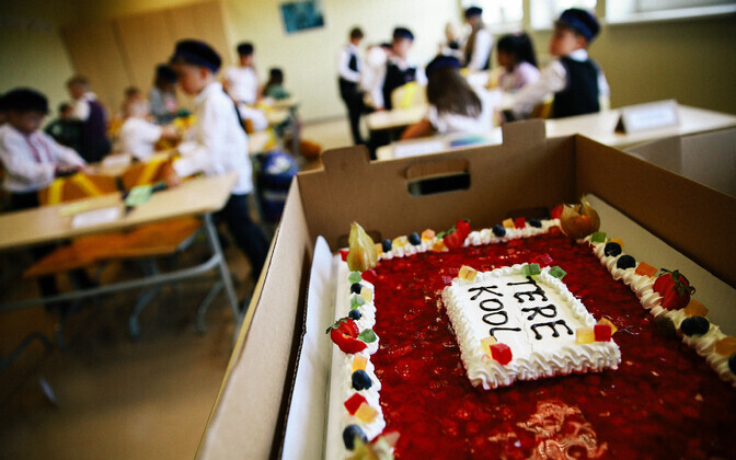 Haridusministeerium ei toeta esimese klassi katseid, kuid keeldu ei plaani | Eesti