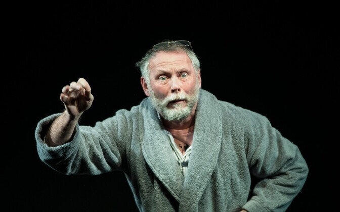 Dvinjaninov: väsisin näitlemisest, aga siis avastasin üksinda laval olemise | Vikerraadio