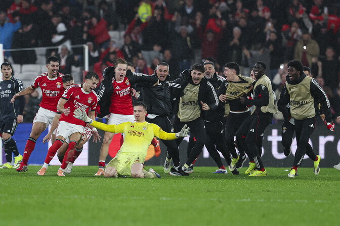 Benfica ja Madridi Real loositi dramaatilise lahingu järel taas vastamisi | Jalgpall