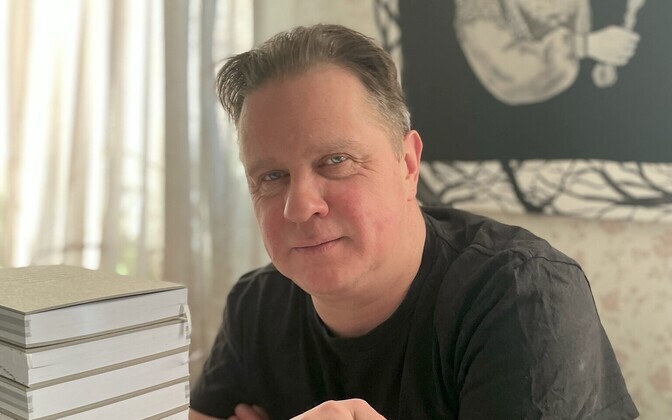 Ott Kilusk andis välja näidendikogumiku "Kiluski piiripealsed näidendid" | Kirjandus