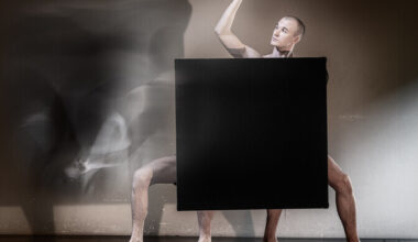 Von Krahli teatri lavale jõuab Berliinis esietendunud "Võit Päikese üle" | Teater