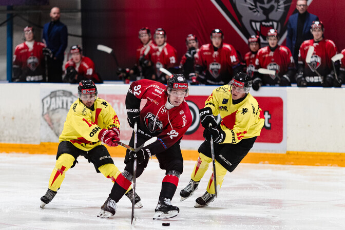 Panter võttis Balti liigas juba viienda võidu järjest | Jäähoki