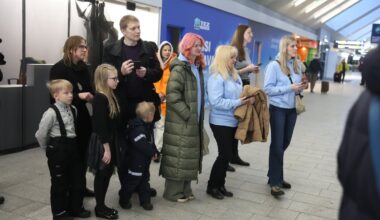 FOTOD | Kurlingupaar saadeti OM-ile uue õnnetoova maskotiga