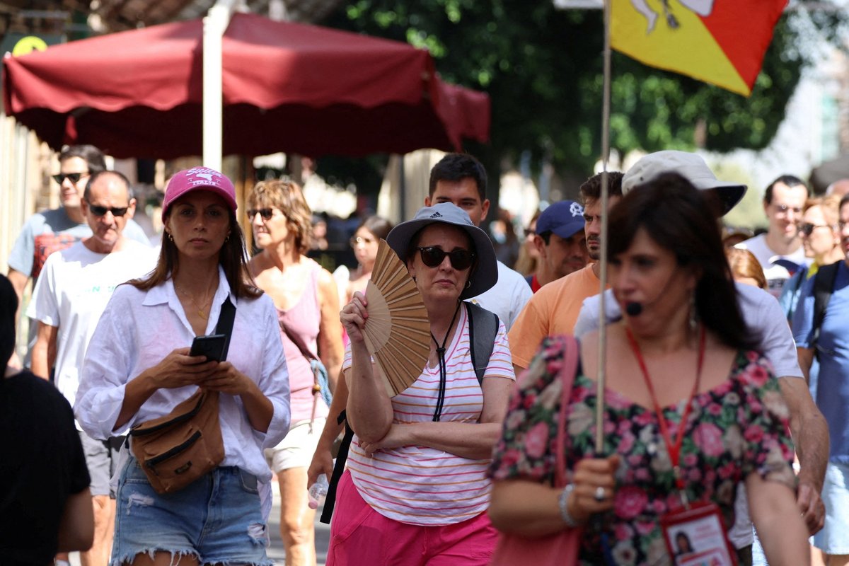 Leedu turistid sattusid Itaalia saarel silmitsi maffiahõngulise skeemiga