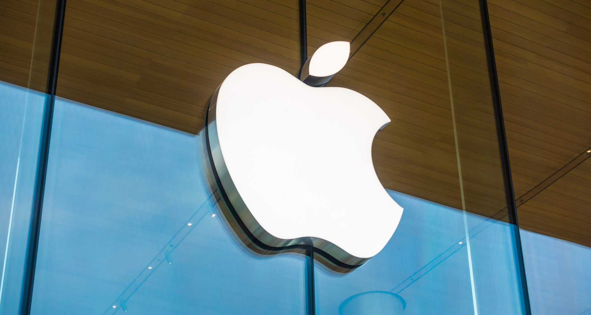 Kõlakad: Apple kavandab juba teist volditavat iPhone'i, kuigi esimenegi pole veel väljas