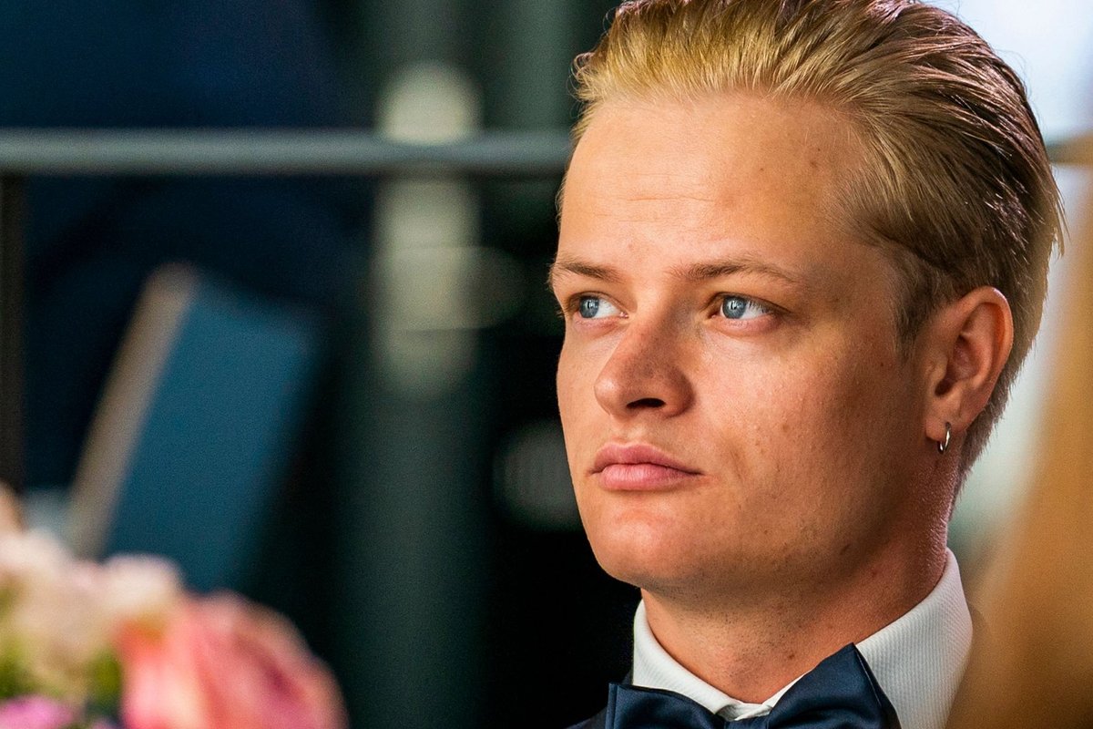 Norra kroonprintsessi poja kohtuprotsessi avapäev kulges emotsionaalselt. Noormees vastas vägistamissüüdistusele ühtset joont hoides