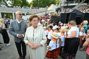 President Alar Karis ja Sirje Karis osalevad Itaalias taliolümpiamängude avamisel