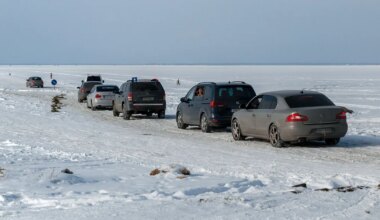 viimati sõideti Saaremaa-Hiiumaa jäätee kahe päevaga katki