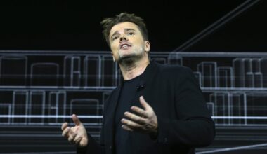 BIGi töötajad plaanivad meeleavaldust arhitektuuribüroo Londoni kontori ees, sest firma plaanib vähendada sealset tööjõudu poole võrra – Ehitusleht