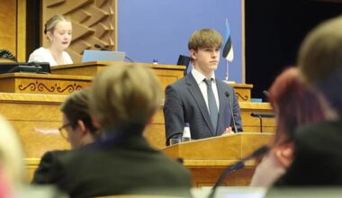 VIDEO ja FOTOD | Noored praktiseerisid riigikogulase ametit. „Eesti on eutanaasiaks valmis“