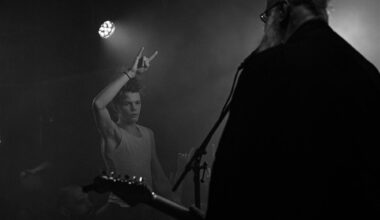 Talvine teekond ookeani kaldale kuumale liivarannale