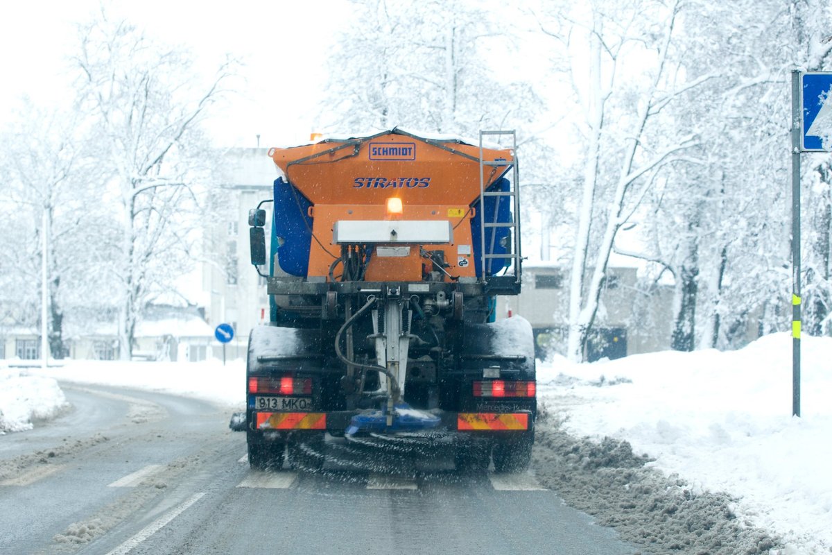 Nõmmel soolatas sahajuht isetegevuslikult kõrvaltänavaid