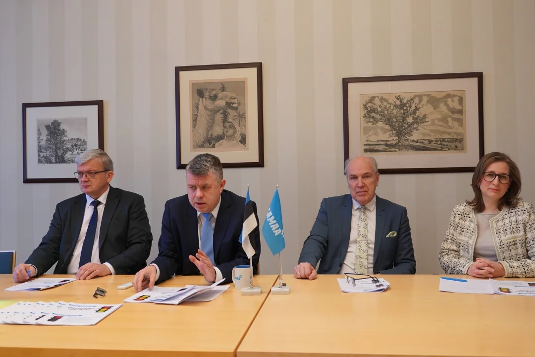 tühistan kliimaseaduse, automaksu ja vihakõne seaduse