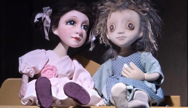 Foto lavastuse nukkudest