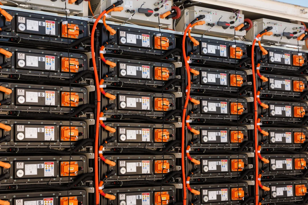 KAS TÕESTI ODAVAM ELEKTER? Prantsuse-Eesti akupank vähendab siinsete elektritarbijate kulusid - Õhtuleht