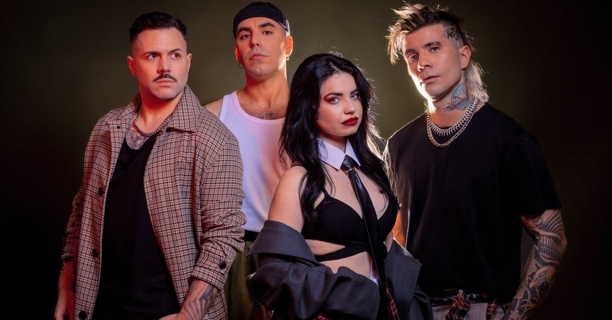 "Son necesarias más voces femeninas en el rock en español"